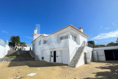 Moradia T5 para Venda em Colares