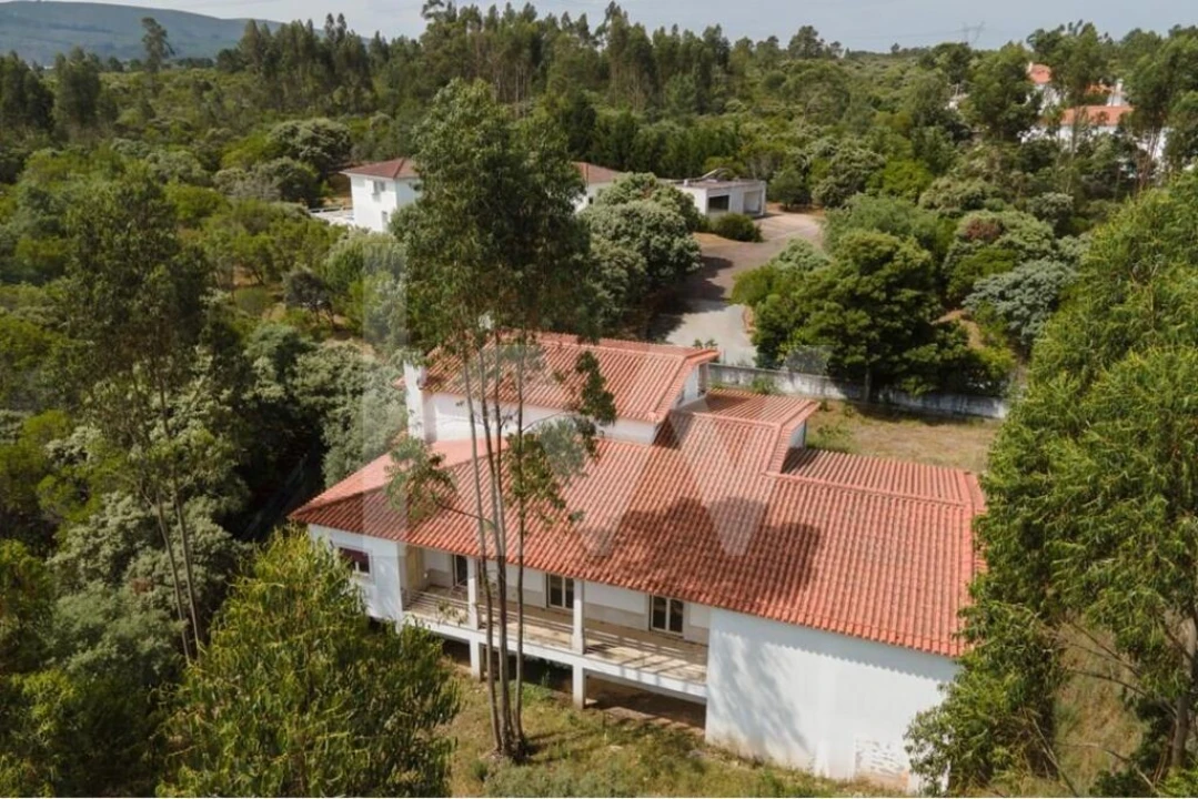 Moradia T5 para Venda em Fatima Foto 24