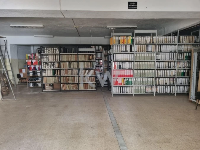 Armazém para Venda em Odivelas Foto 3
