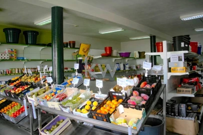 Loja para Venda em Regueira de Pontes