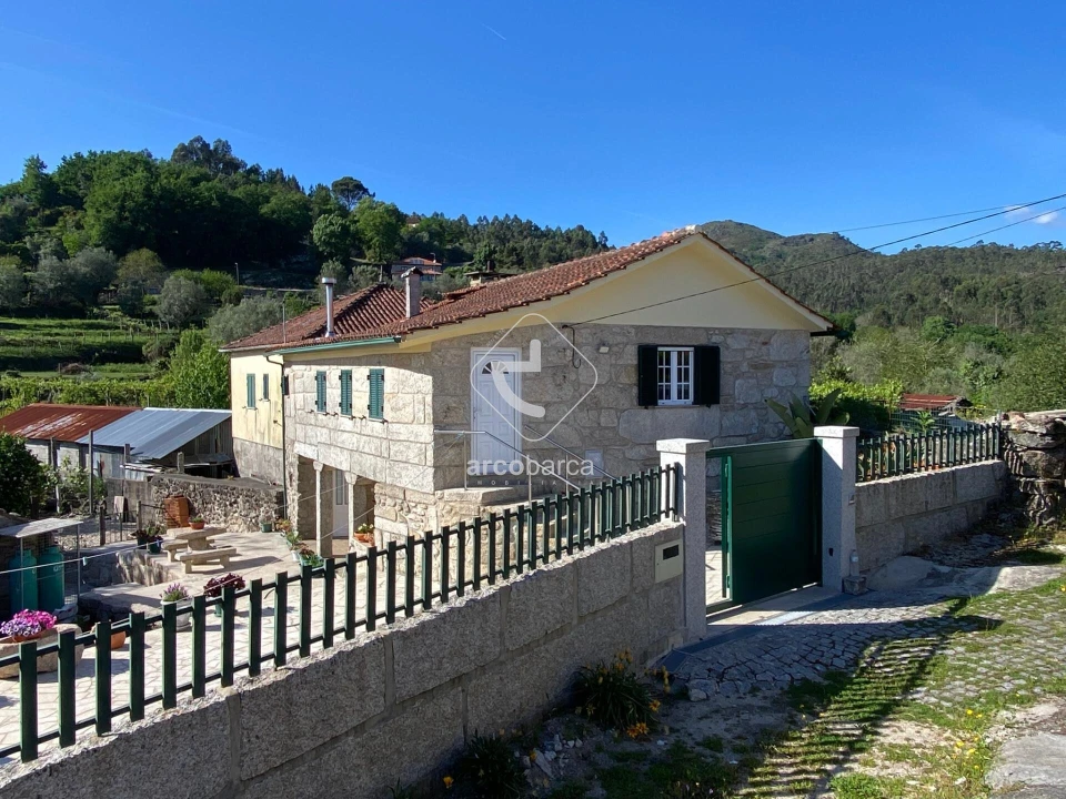 Moradia T2 para Venda em Couto Foto 49