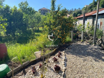 Moradia T2 para Venda em Couto