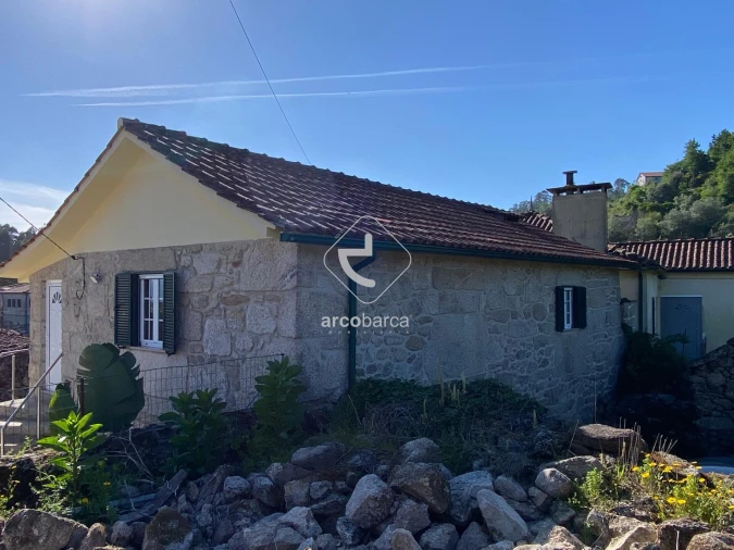 Moradia T2 para Venda em Couto Foto 52