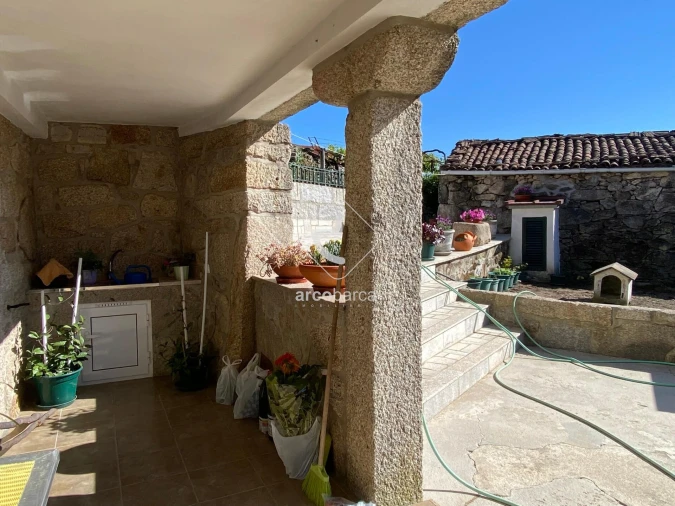 Moradia T2 para Venda em Couto Foto 9