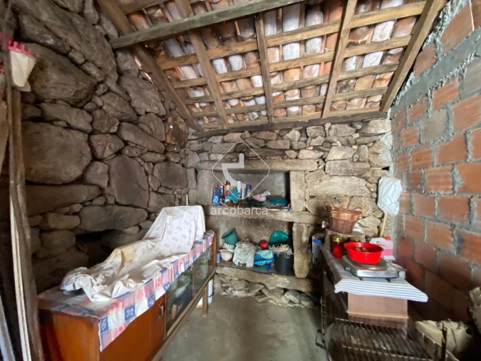 Moradia T2 para Venda em Couto Foto 8