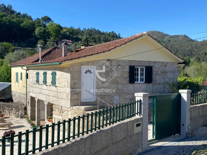 Moradia T2 para Venda em Couto Foto 48