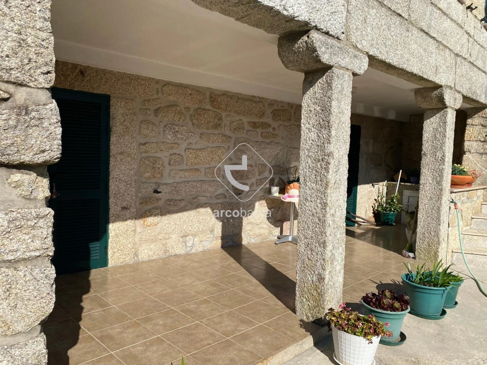 Moradia T2 para Venda em Couto Foto 32