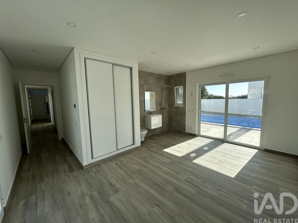 Moradia T4 para Venda em Altura Foto 27