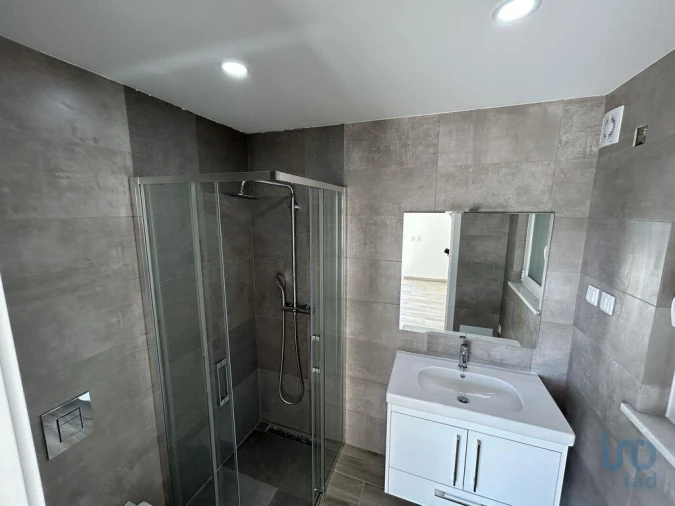 Moradia T4 para Venda em Altura Foto 15