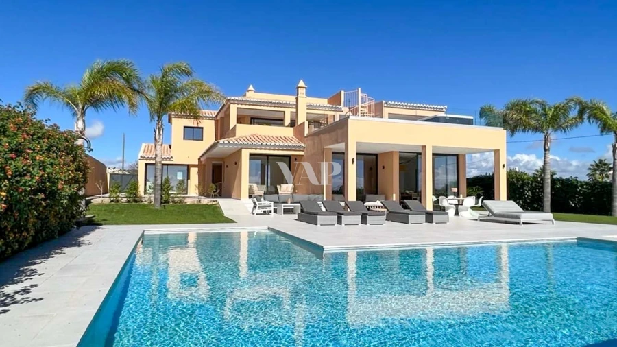 Moradia T5 para Venda em Albufeira e Olhos de Água Foto 19