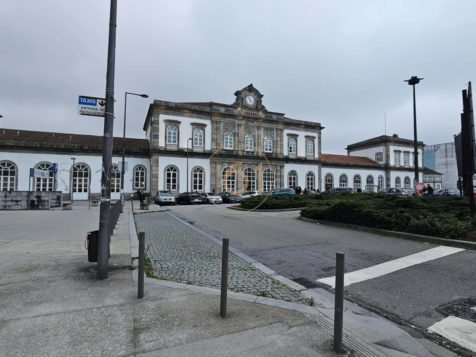 Apartamento T2 para Venda em Campanhã Foto 2