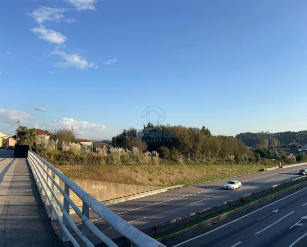 Terreno para Venda em Vilar de Andorinho Foto 7