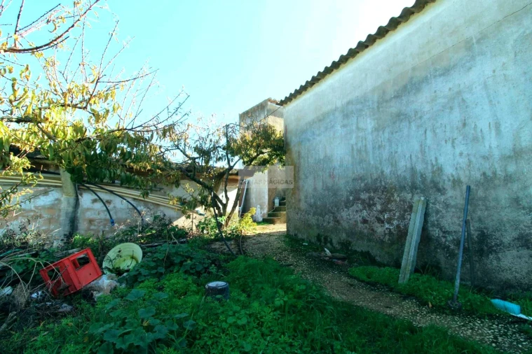 Quinta T2 para Venda em Luz Foto 7