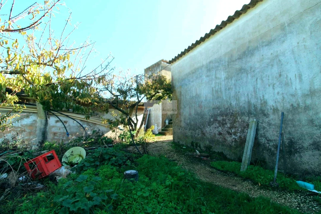 Quinta T2 para Venda em Luz Foto 7
