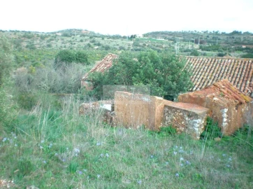 Terreno para Venda em Lagos (São Sebastião e Santa Maria)