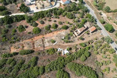 Terreno para Venda em Lagos (São Sebastião e Santa Maria)