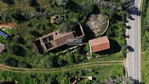 Terreno para Venda em Lagos (São Sebastião e Santa Maria)