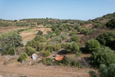 Terreno para Venda em Lagos (São Sebastião e Santa Maria)