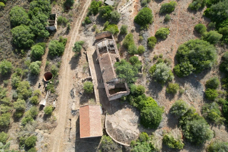 Terreno para Venda em Lagos (São Sebastião e Santa Maria) Foto 18