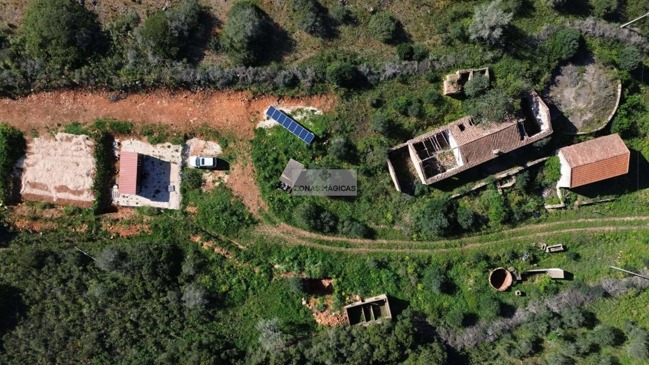 Terreno para Venda em Lagos (São Sebastião e Santa Maria) Foto 3