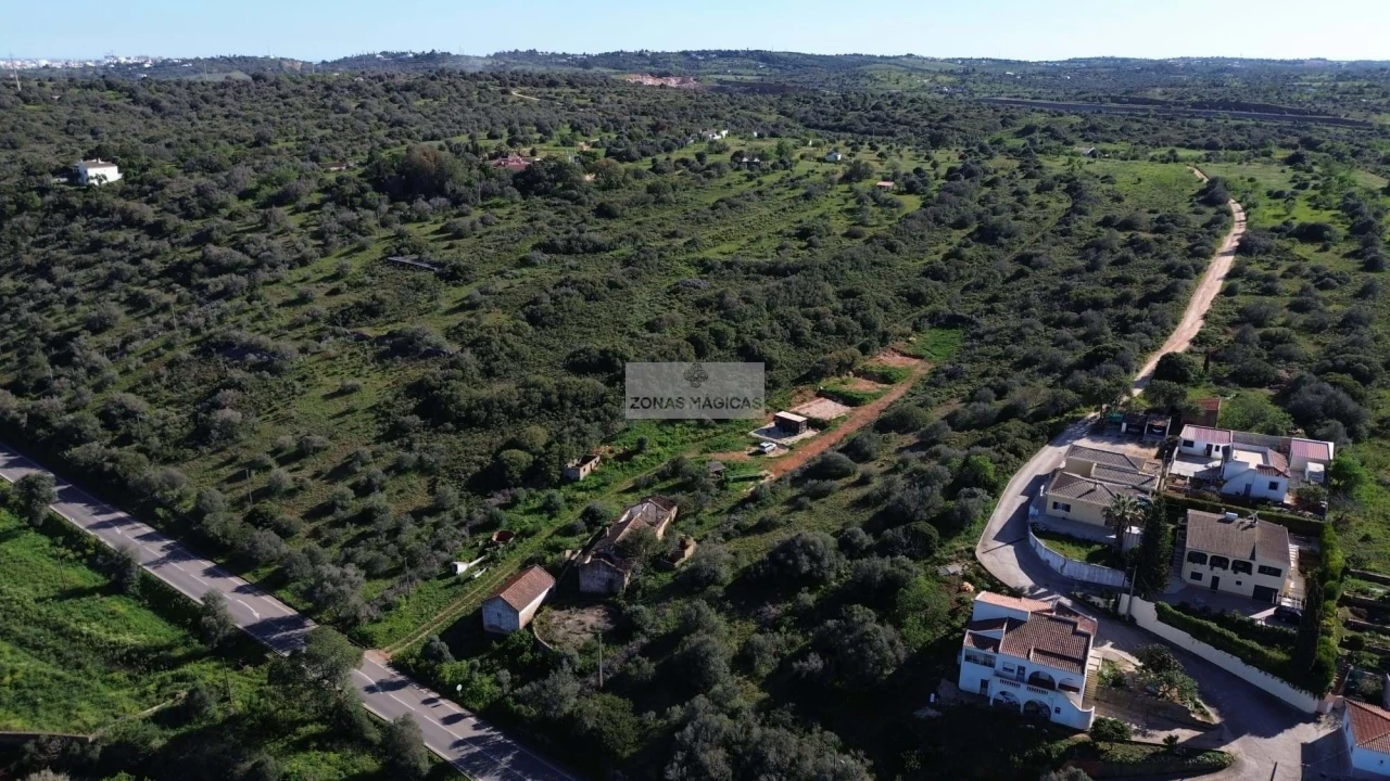 Terreno para Venda em Lagos (São Sebastião e Santa Maria) Foto 8