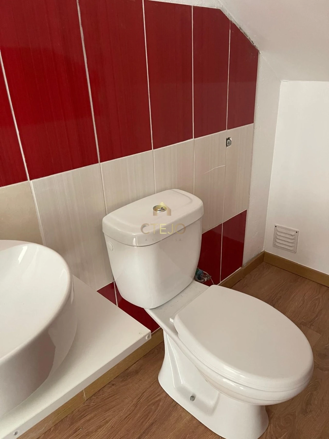 Moradia T5 para Venda em Azambuja Foto 17