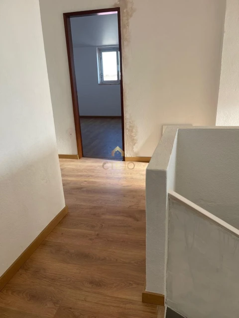 Moradia T5 para Venda em Azambuja