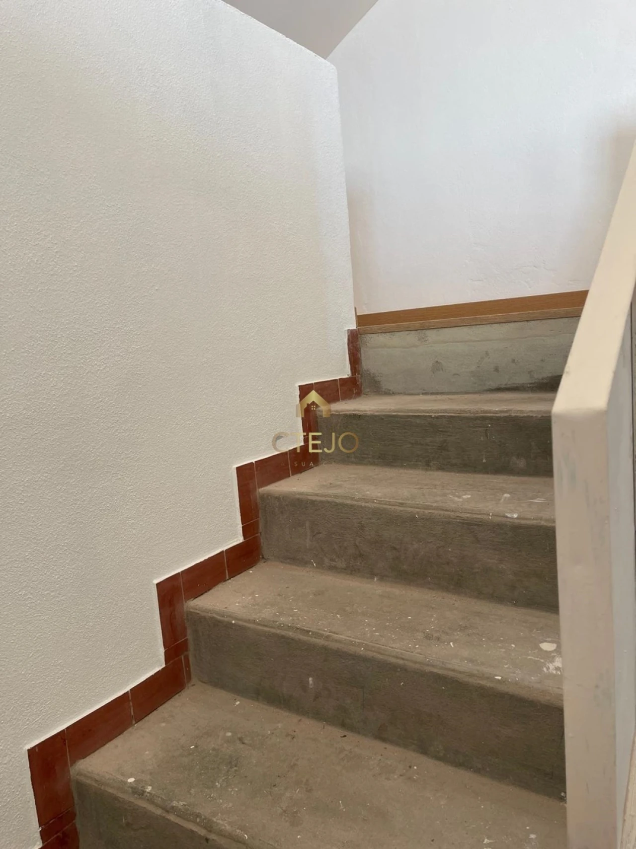 Moradia T5 para Venda em Azambuja Foto 10