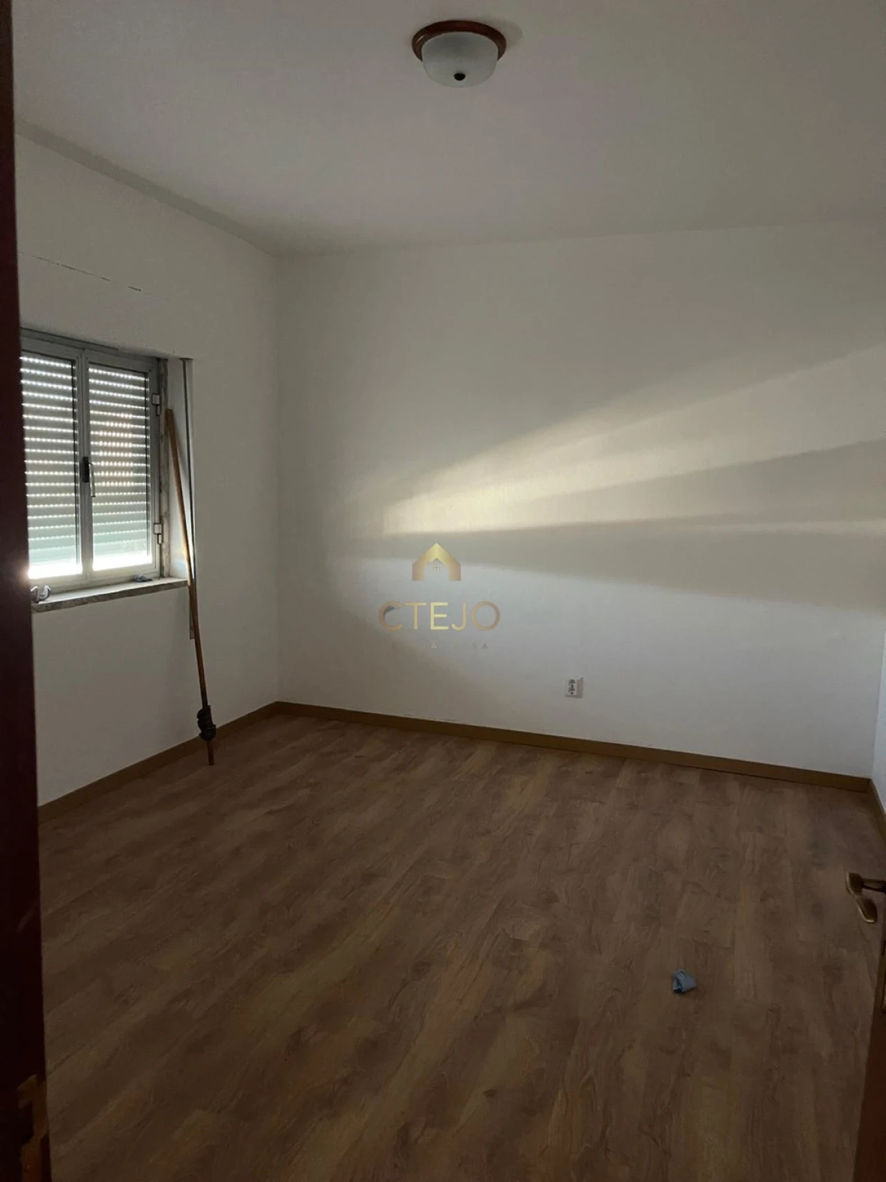 Moradia T5 para Venda em Azambuja Foto 8