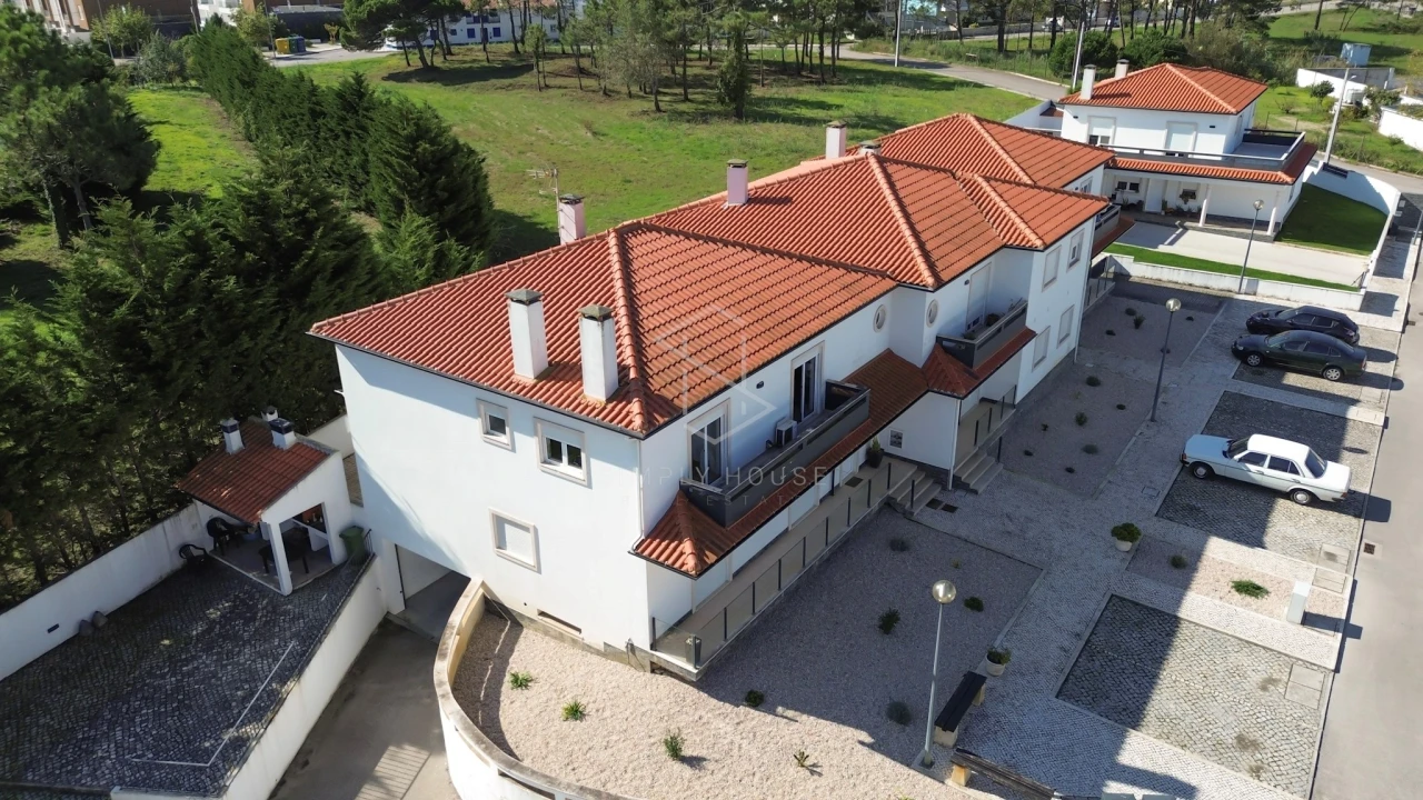 Apartamento T2 para Venda em Tornada e Salir do Porto Foto 54
