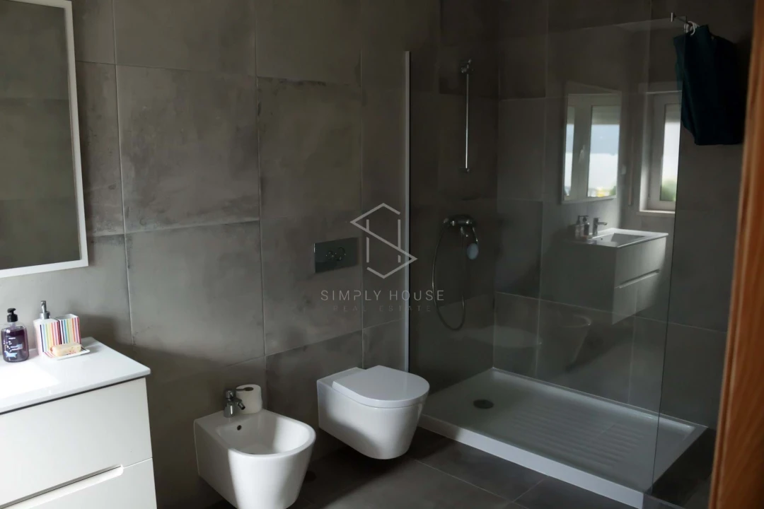 Apartamento T2 para Venda em Tornada e Salir do Porto Foto 20