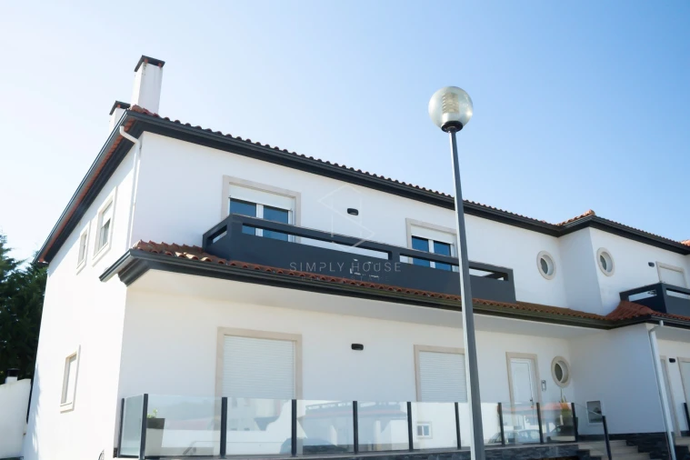 Apartamento T2 para Venda em Tornada e Salir do Porto Foto 53