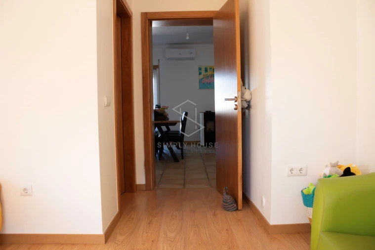 Apartamento T2 para Venda em Tornada e Salir do Porto Foto 30
