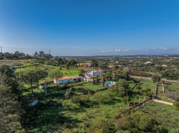 Moradia T4 para Venda em Silves