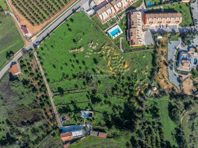 Moradia T4 para Venda em Silves Foto 7