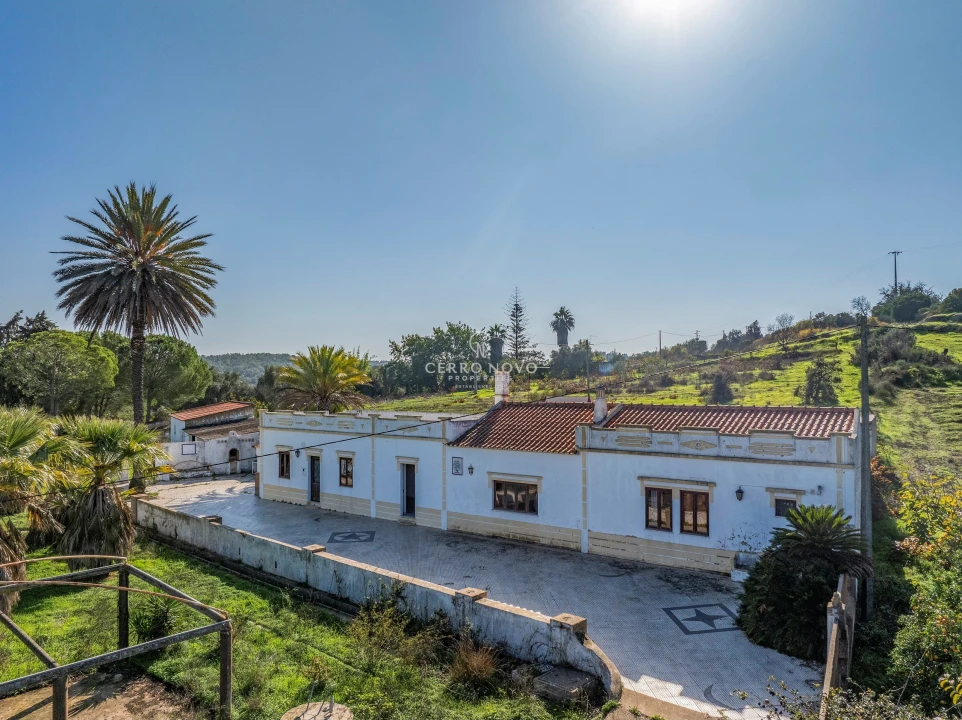 Moradia T4 para Venda em Silves Foto 3