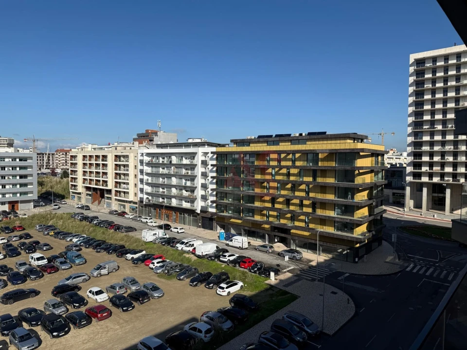 Apartamento T3 para Venda em Glória e Vera Cruz Foto 1