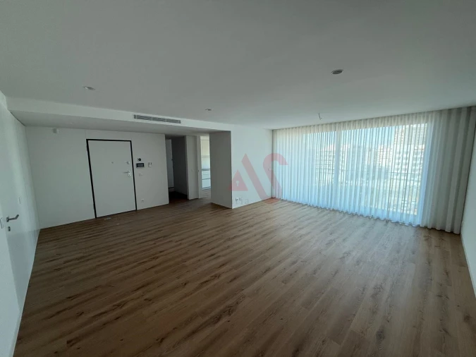 Apartamento T3 para Venda em Glória e Vera Cruz Foto 9