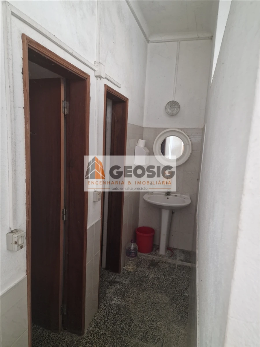 Moradia T3 para Venda em São Barnabe Foto 18