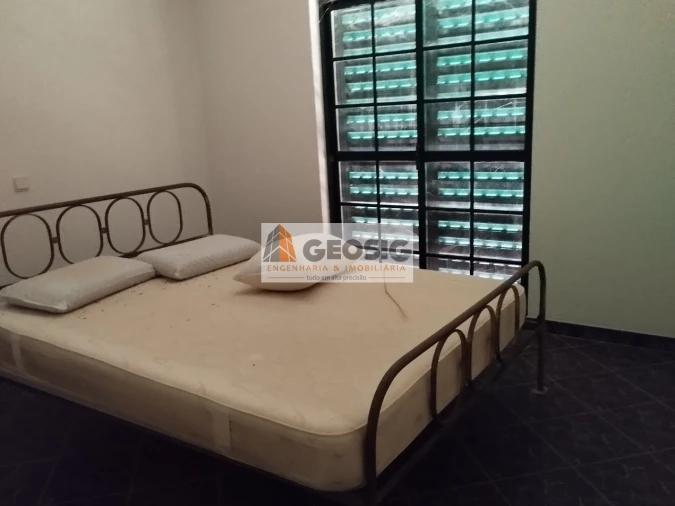 Moradia T3 para Venda em São Barnabe Foto 9