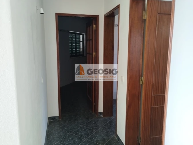 Moradia T3 para Venda em São Barnabe Foto 7