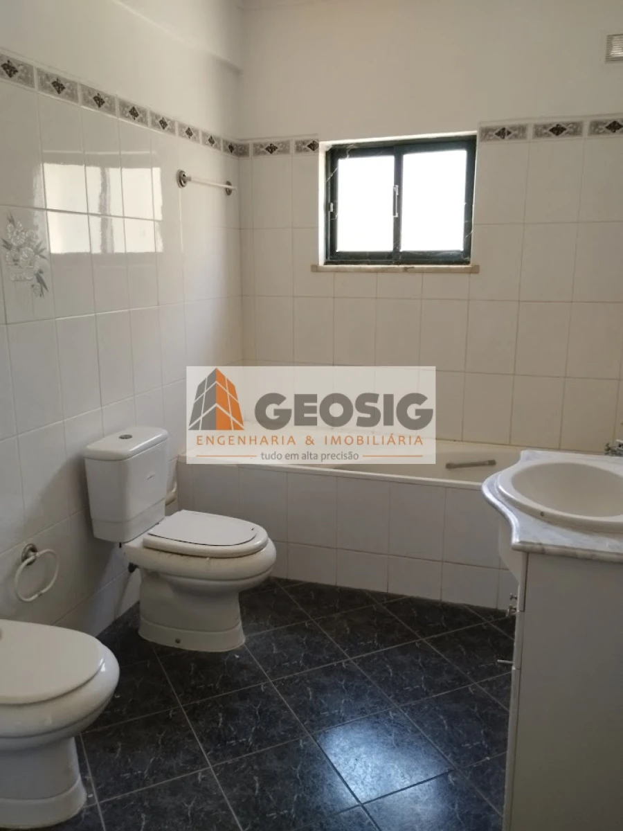 Moradia T3 para Venda em São Barnabe Foto 14