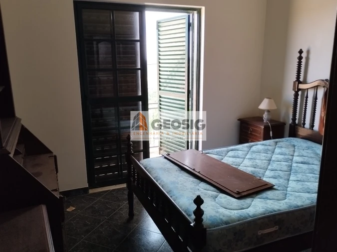 Moradia T3 para Venda em São Barnabe Foto 11