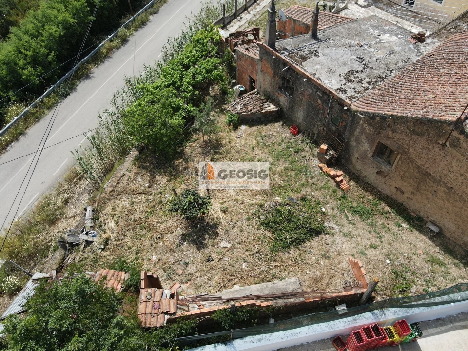 Moradia T3 para Venda em São Barnabe Foto 33