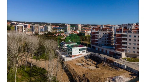 Moradia T4 para Venda em Tavarede