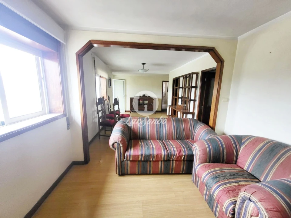 Moradia T5 para Venda em Rates Foto 9