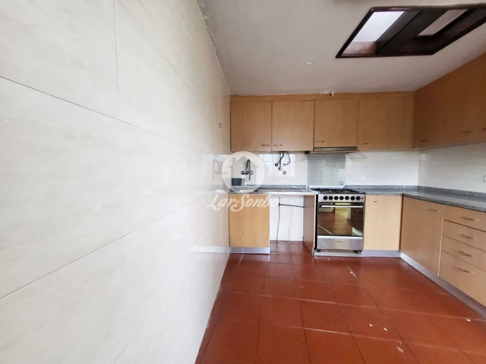 Moradia T5 para Venda em Rates Foto 11