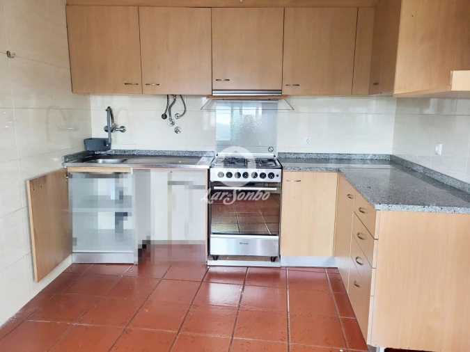 Moradia T5 para Venda em Rates Foto 5