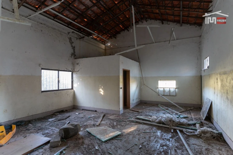 Armazém para Venda em Pedrogão Foto 13