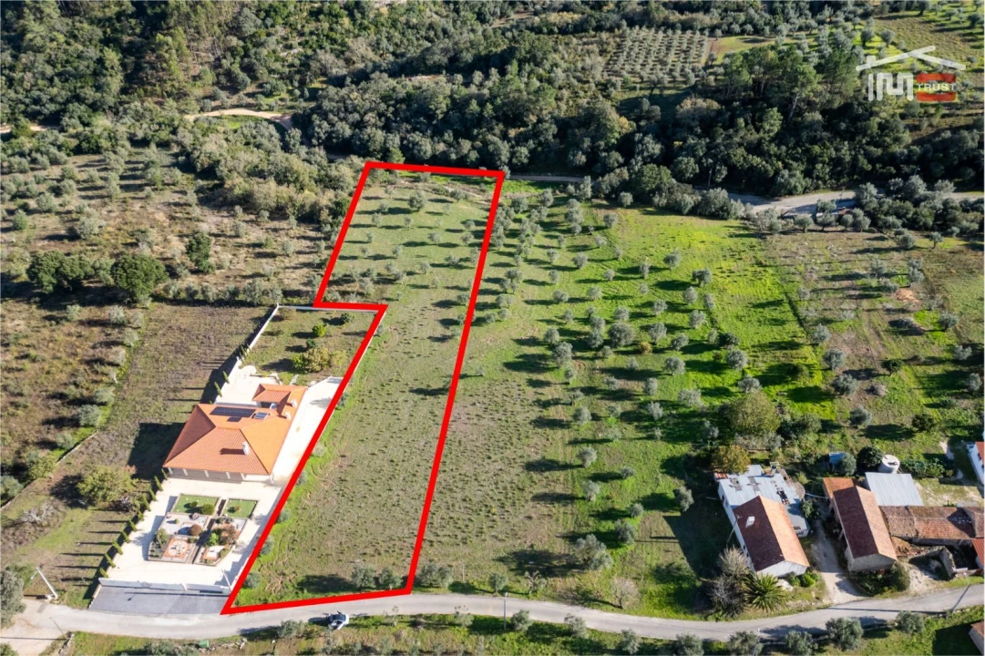 Terreno para Venda em Atouguia Foto 2